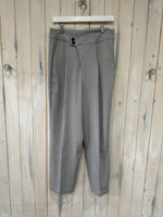 Load image into Gallery viewer, Kamerle 7/8 Barrel leg Trouser - New Season - Kaffe
