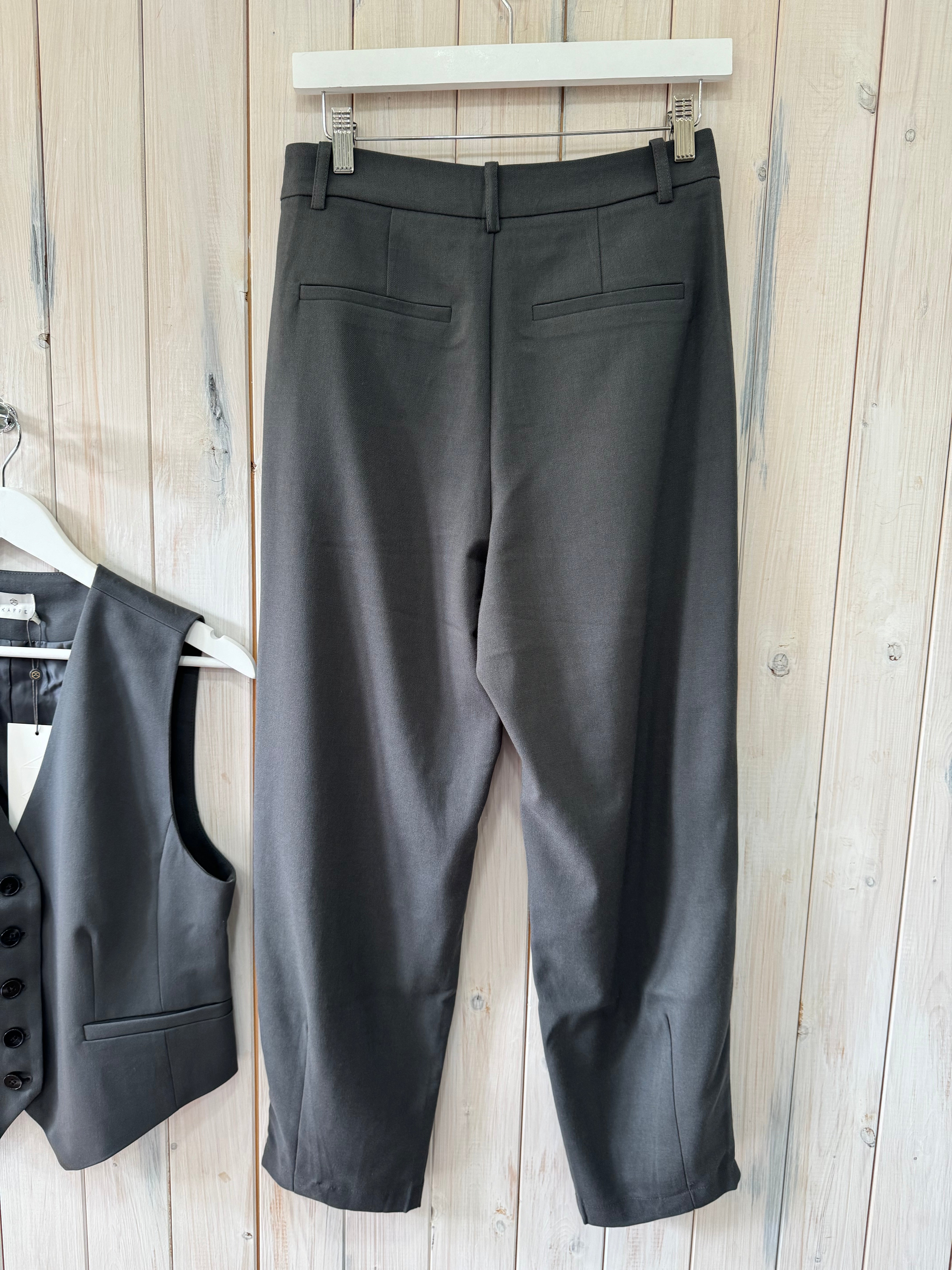 Kamerle 7/8 Trousers - Size 16 Available - New Season Kaffe